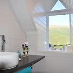 Dosen Gard Гостевой дом Luster